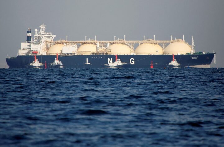 Asia’s LNG Demand Declines as Europe Surges with New Energy Imports