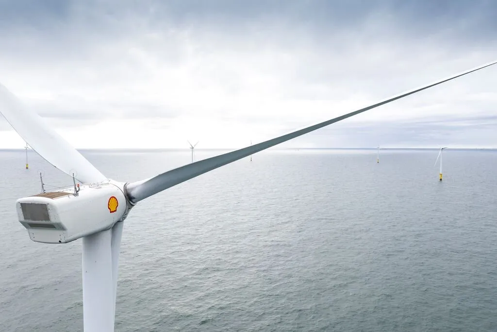 Shell Exits UK Offshore Wind Projects After Strategic Review