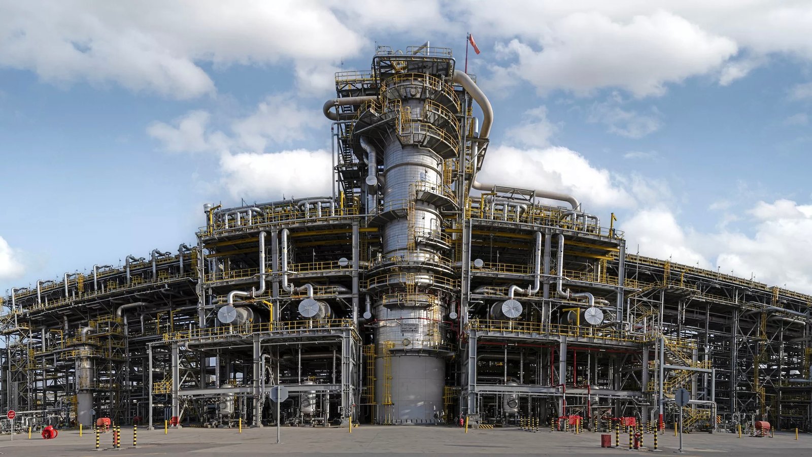 Saudi Aramco faces fresh supply risks as attacks disrupt regional energy infrastructure